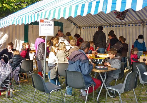 Jeux conviviaux en bois pour tous les âges